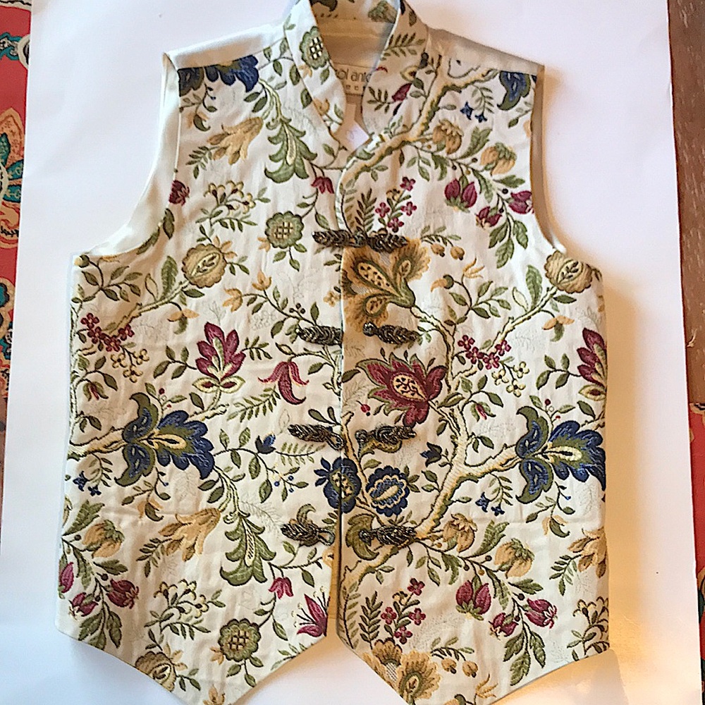 Embroidered Lined Vest Sz Med